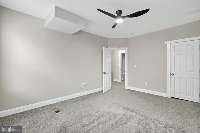 $2,200 | 2417 Washington Street, Wilmington, DE 19802