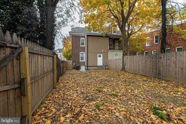 $2,200 | 2417 Washington Street, Wilmington, DE 19802