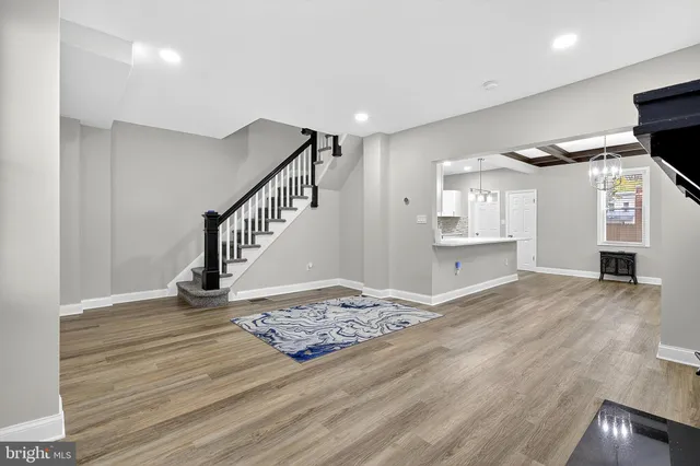 $2,200 | 2417 Washington Street, Wilmington, DE 19802