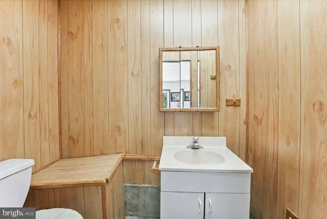 $875,000 | 962 East Baltimore Pike, Kennett Square, PA 19348