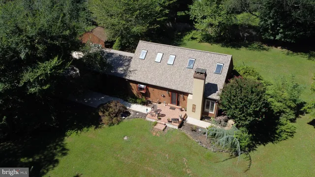 $875,000 | 962 East Baltimore Pike, Kennett Square, PA 19348