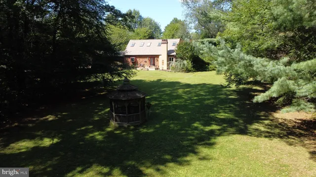 $875,000 | 962 East Baltimore Pike, Kennett Square, PA 19348