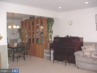 21 Edgemont Road Hamilton, NJ 08620 - Photo 3 of 6