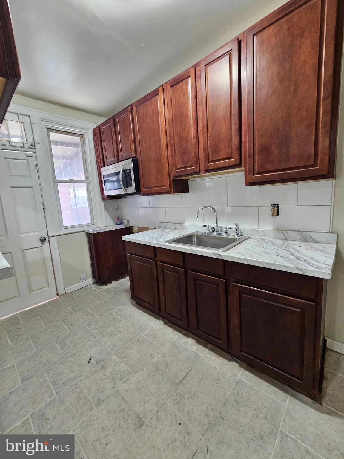 5926 Windsor Street Philadelphia, PA 19143 - Photo 2 of 37