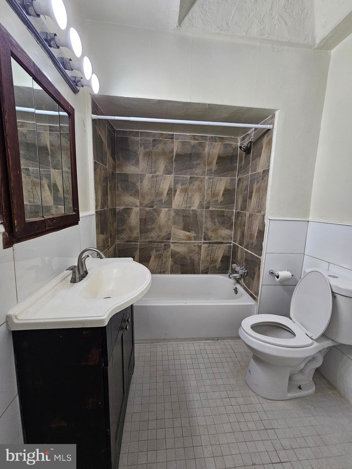 5926 Windsor Street Philadelphia, PA 19143 - Photo 29 of 37