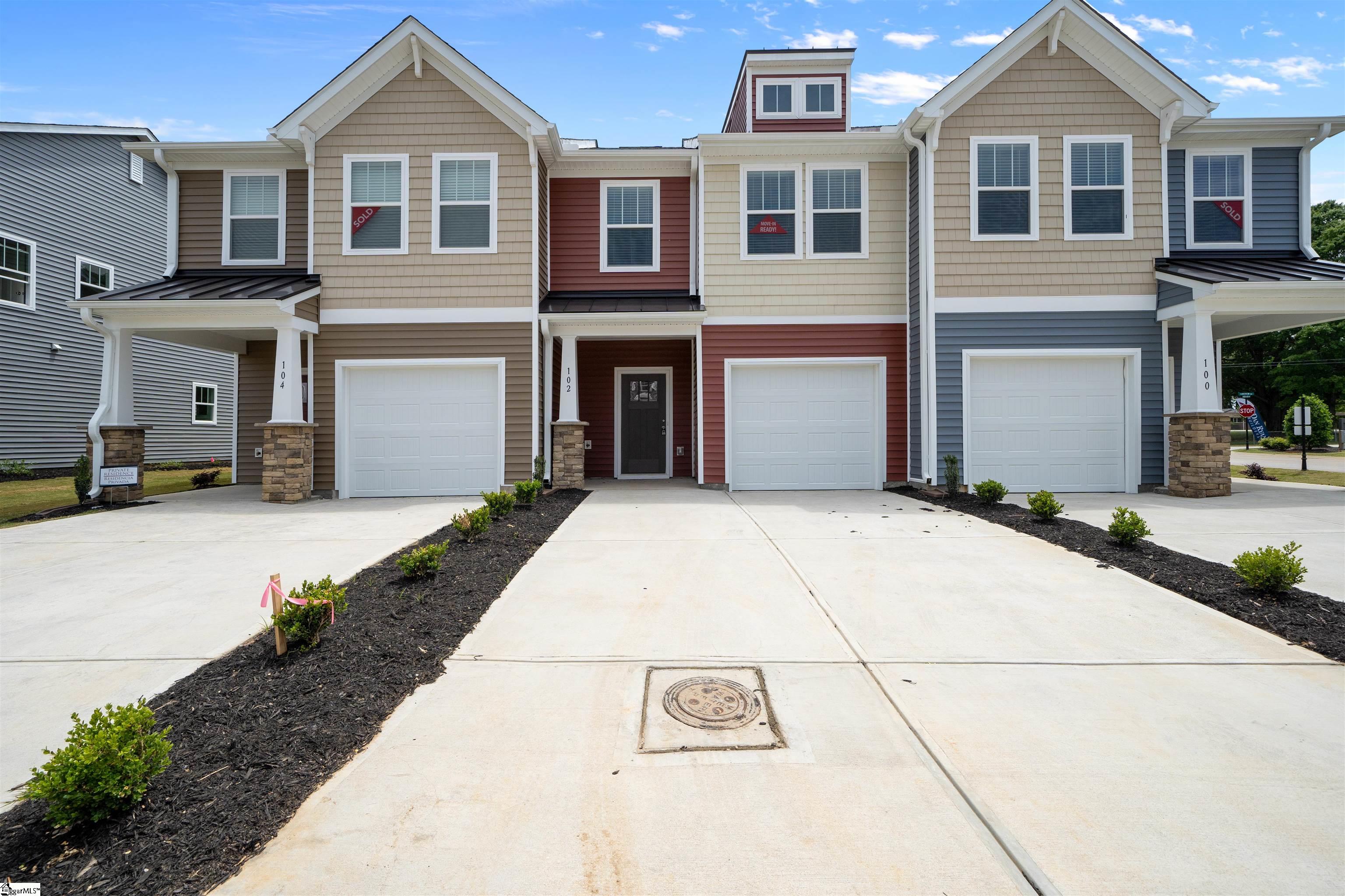 1350 Maplesmith Way Moore, SC 29369 - Photo 1 of 18 Gallery Image 1