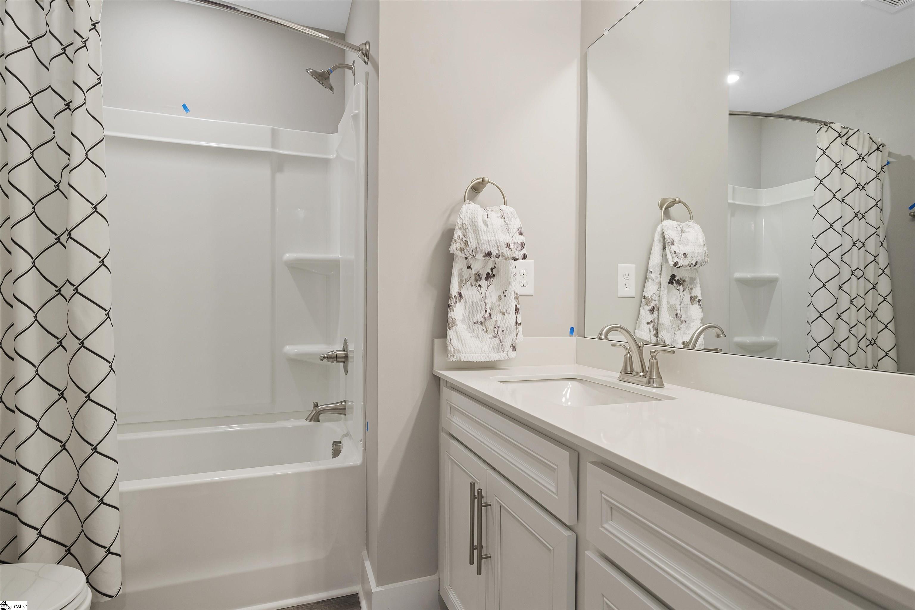 1350 Maplesmith Way Moore, SC 29369 - Photo 11 of 18 Gallery Image 11