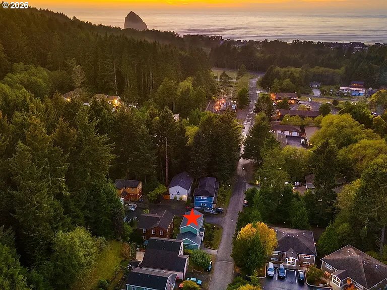 411 Elk Creek Road Cannon Beach, OR 97110 - Photo 2 of 22