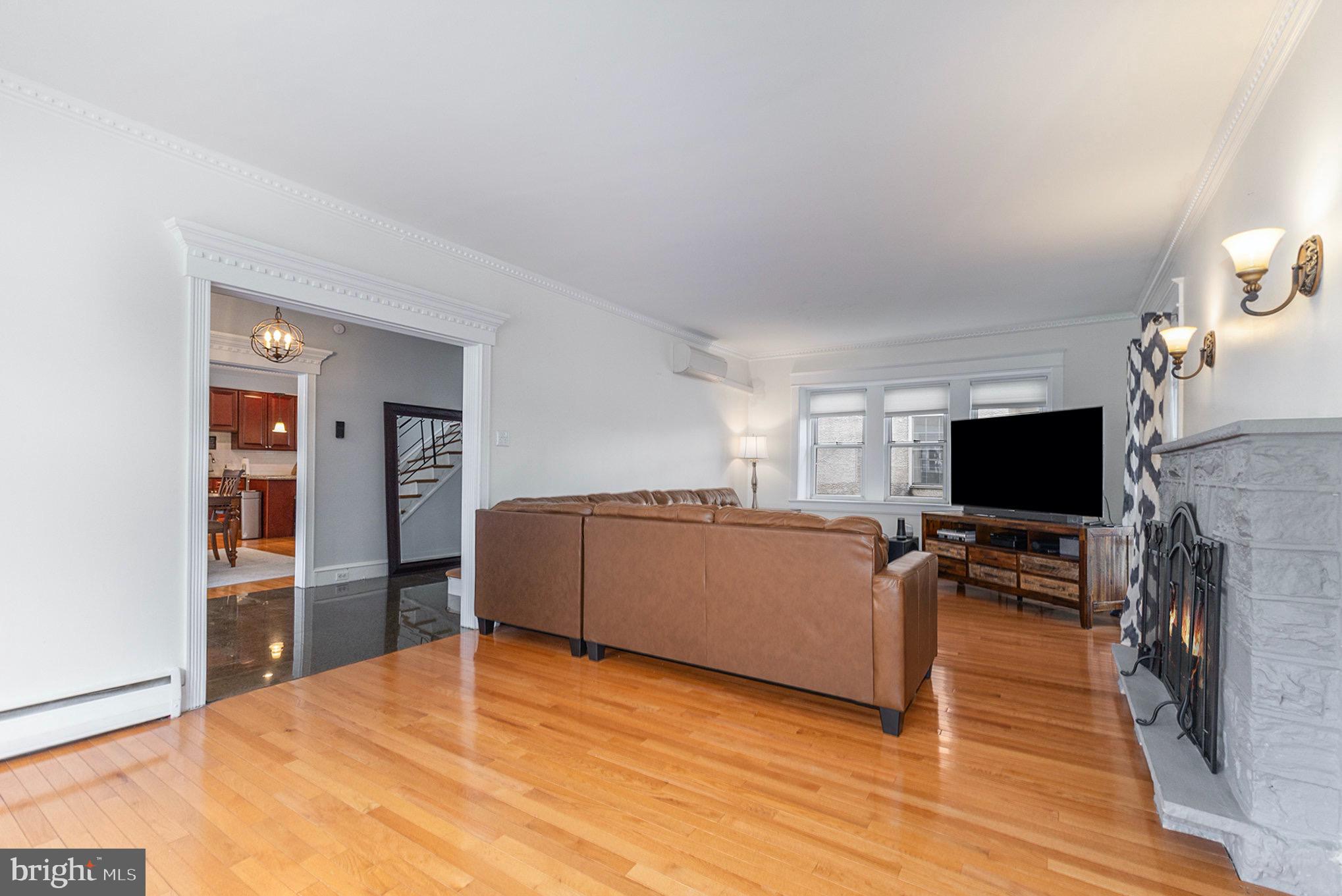 511 Darby Road Havertown, PA 19083 - Photo 6 of 31 Family room