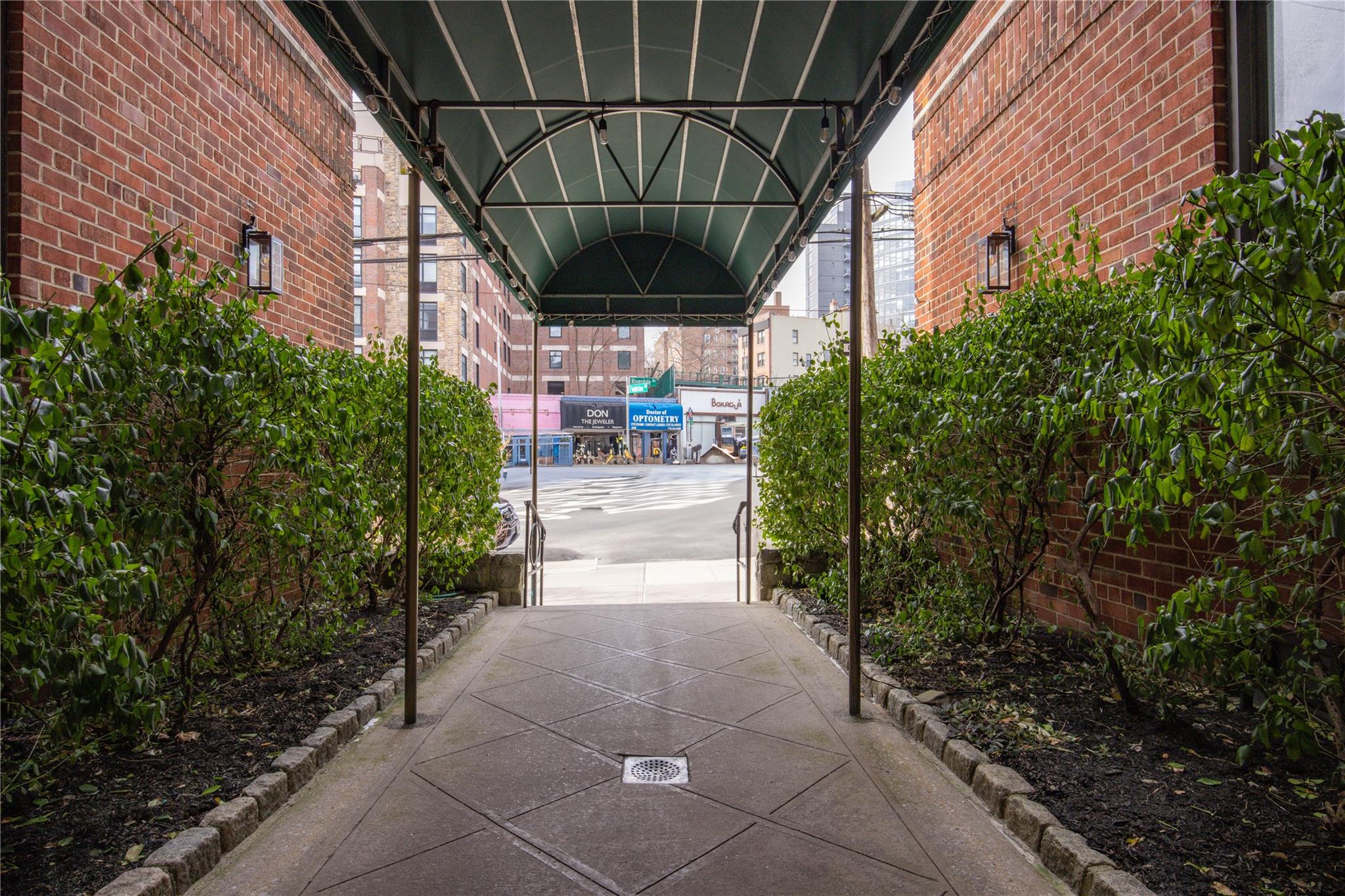 3600 Fieldston Road, Unit 4F Bronx, NY 10463 - Photo 4 of 22 a view of a path with a fountain