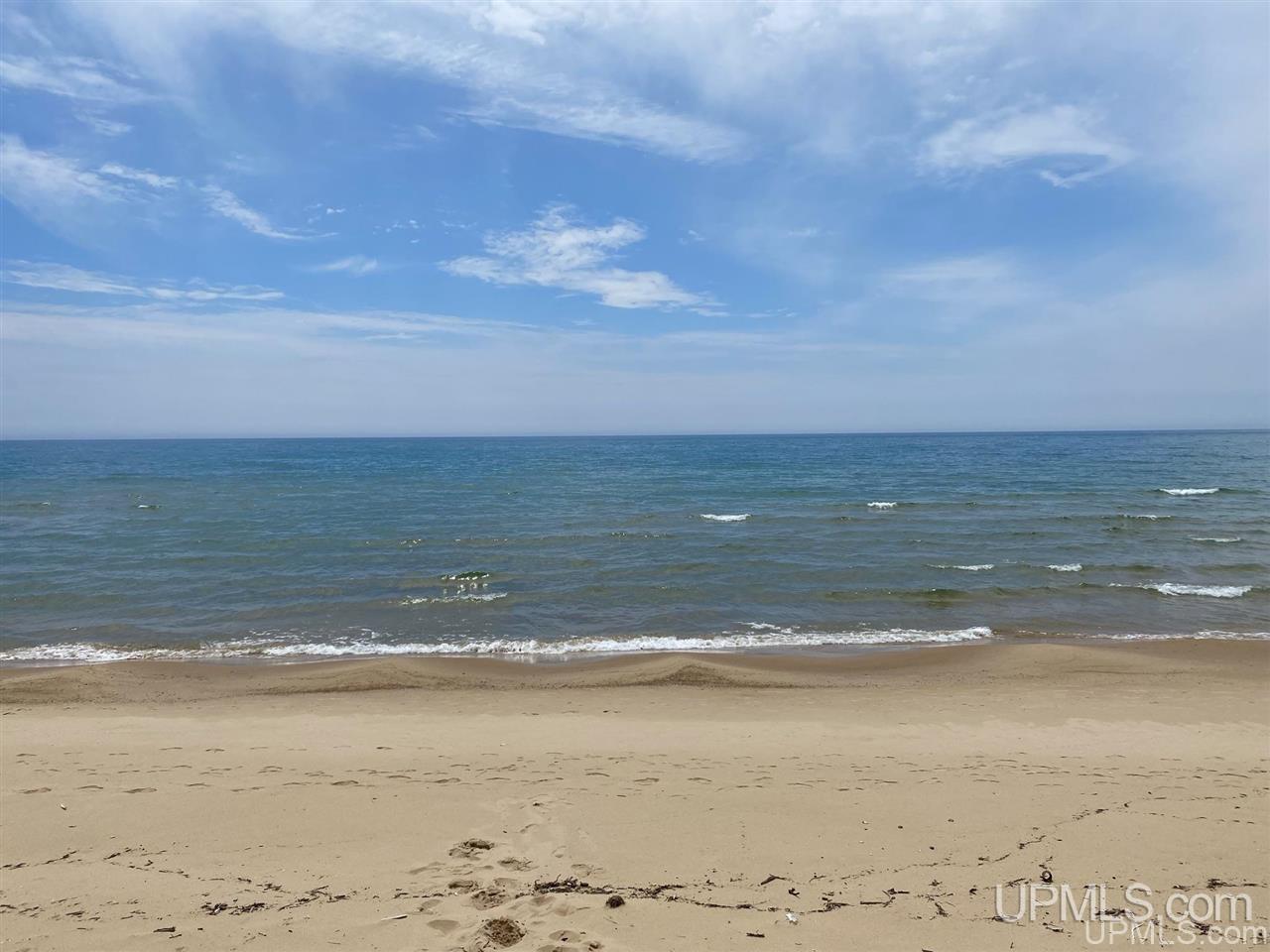 3187 W Michigan Shores Road Gulliver, MI 49840 - Photo 5 of 50