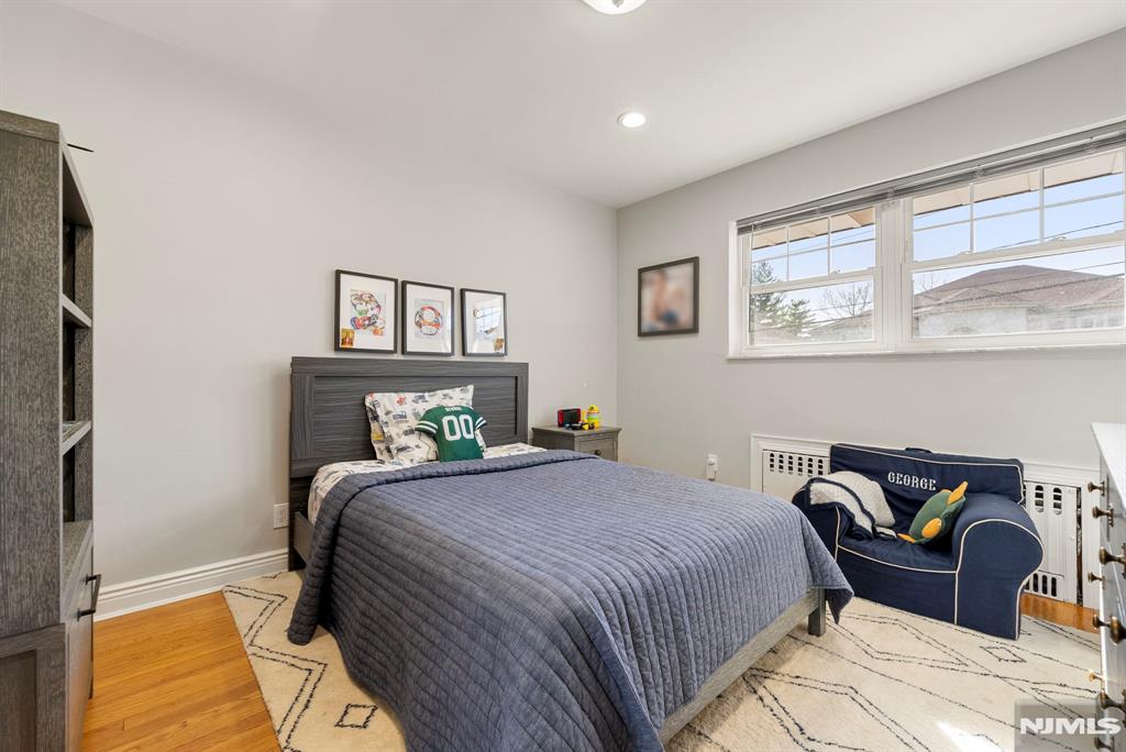 1070 Cumbermeade Road Fort Lee, NJ 07024 - Photo 13 of 34