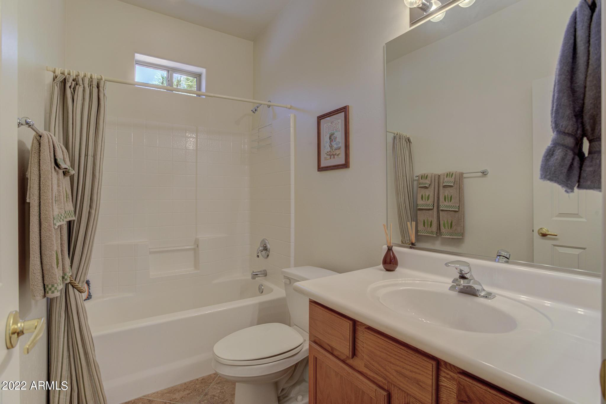 2100 Florence Road Payson, AZ 85541 - Photo 17 of 24 Guest Bathroom