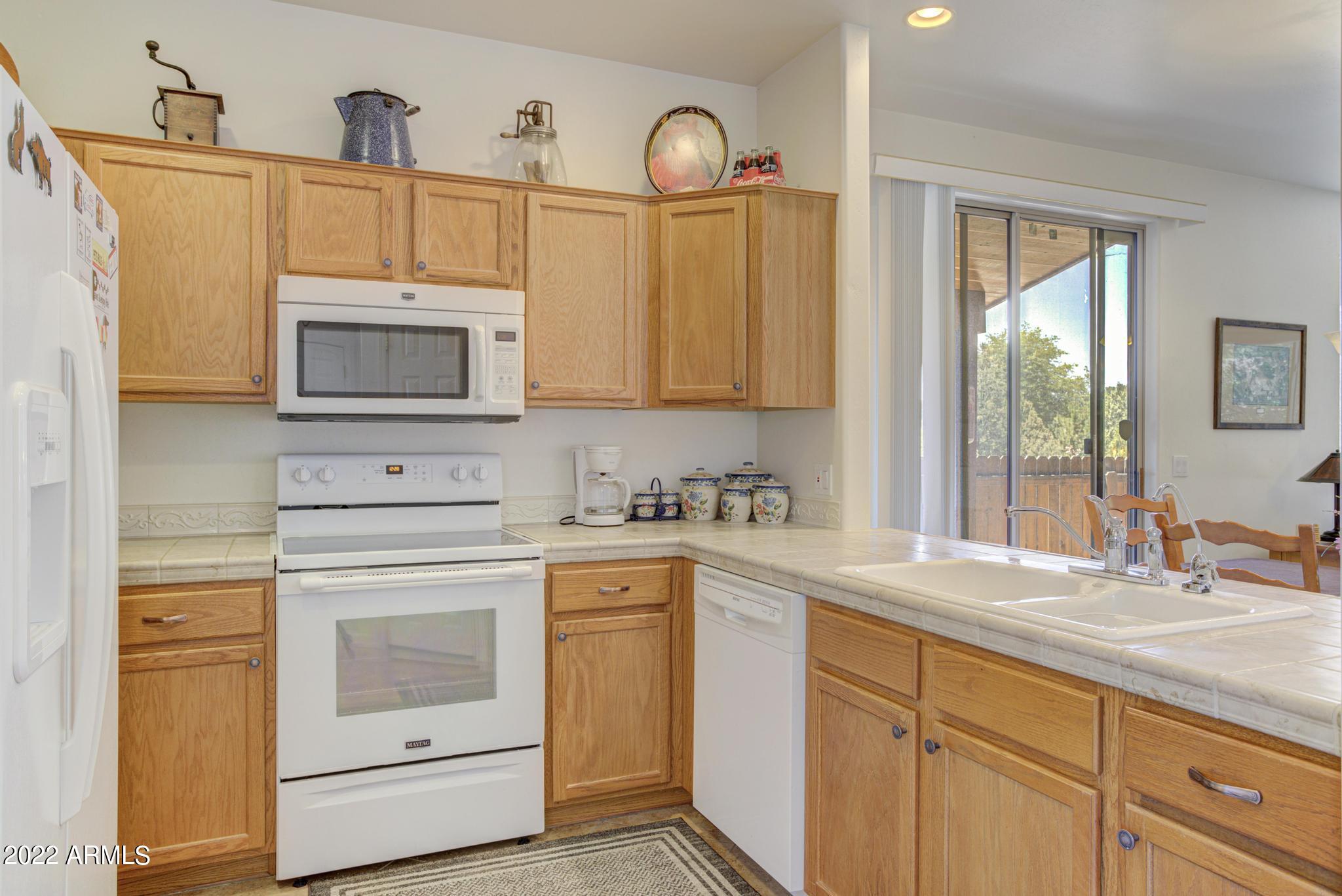 2100 Florence Road Payson, AZ 85541 - Photo 6 of 24 Kitchen (1)