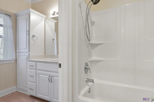 $599,000 | 16010 Peairs Road, Pride, LA 70770