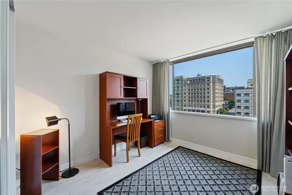 $3,950 | 1120 8th Avenue, Unit 1203, Seattle, WA 98101