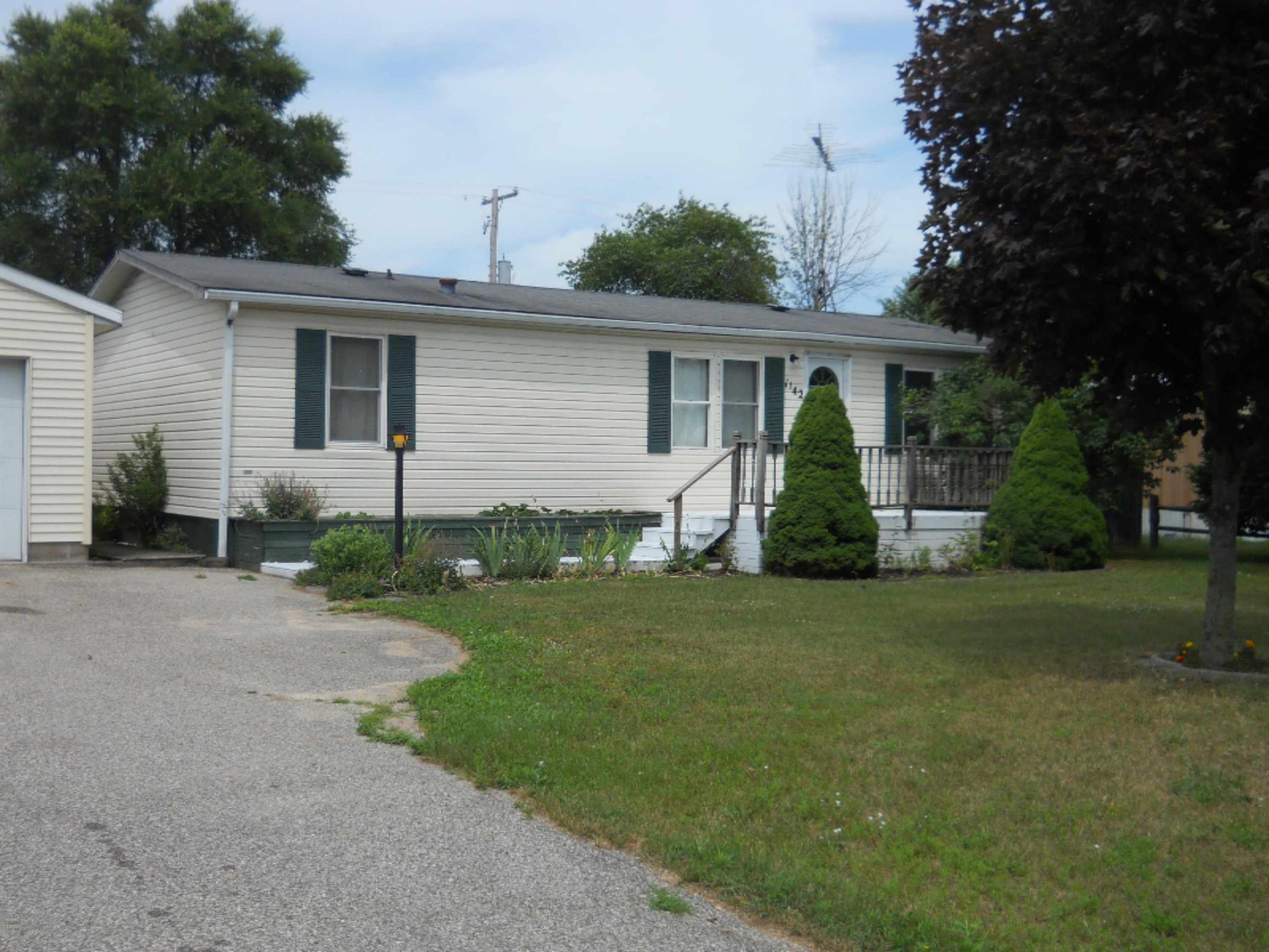 1142 S. Derby Rd.