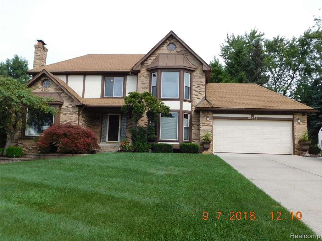 37335 Chesapeake Road Farmington Hills, MI 48335 - Photo 1 of 48