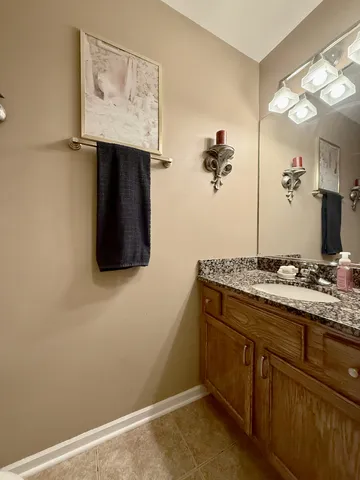 $550,000 | 1664 Brighton Drive, Mundelein, IL 60060