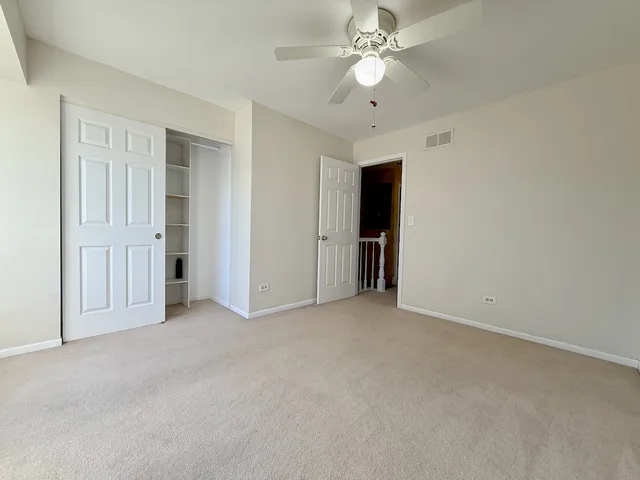 $550,000 | 1664 Brighton Drive, Mundelein, IL 60060