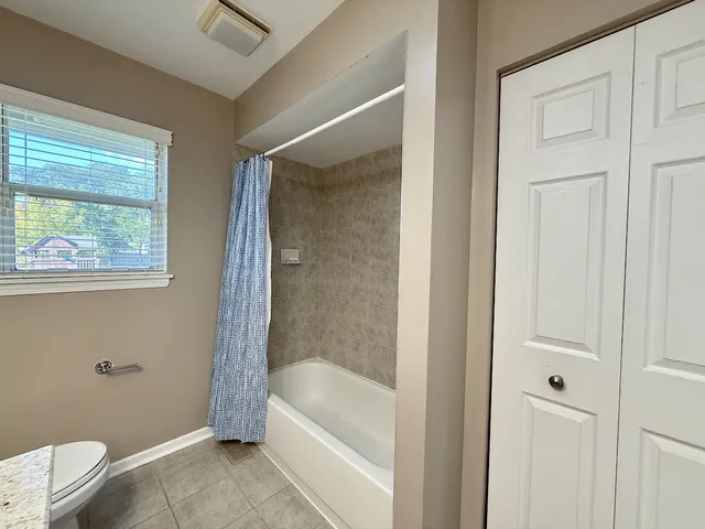 $550,000 | 1664 Brighton Drive, Mundelein, IL 60060