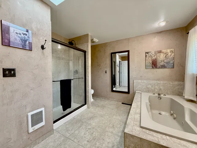 $550,000 | 1664 Brighton Drive, Mundelein, IL 60060