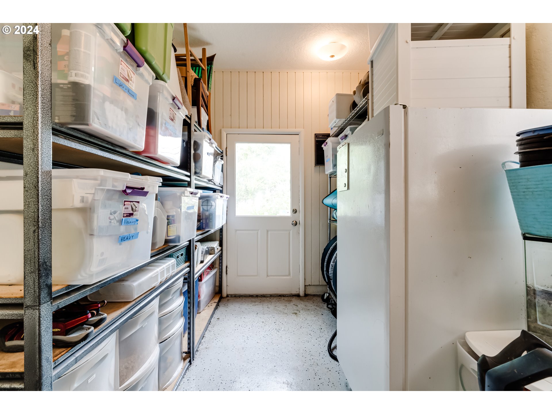 320 Palomino Drive Eugene, OR 97401 - Photo 19 of 25 Storage