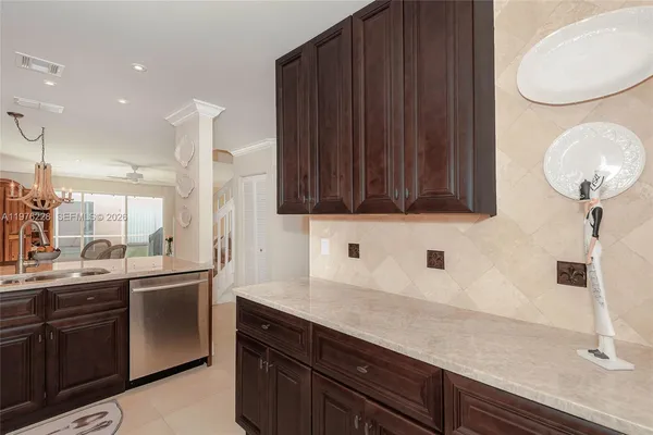 $3,200 | 597 Northwest 208th Drive, Pembroke Pines, FL 33029