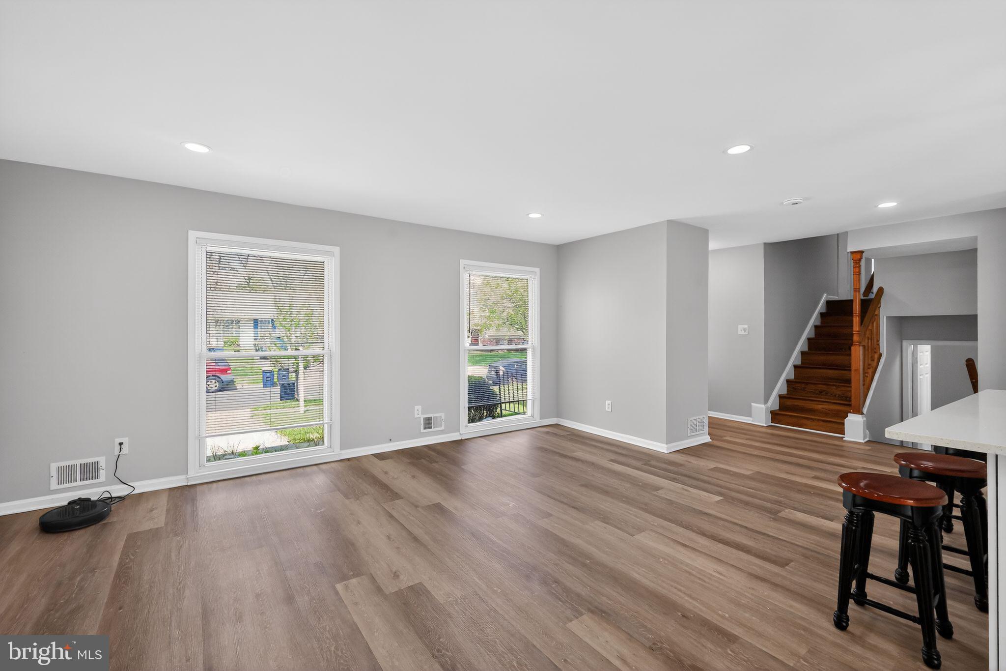 11907 Callow Terrace Laurel, MD 20708 - Photo 4 of 32