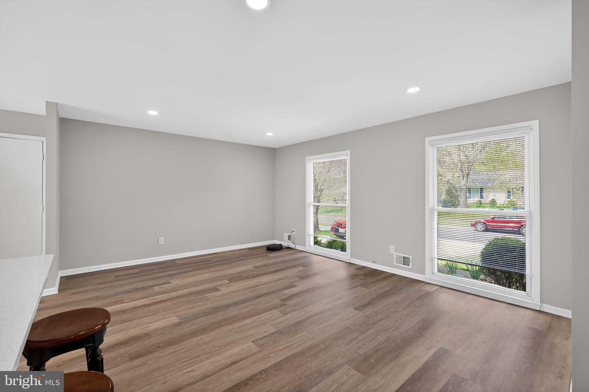 11907 Callow Terrace Laurel, MD 20708 - Photo 5 of 32