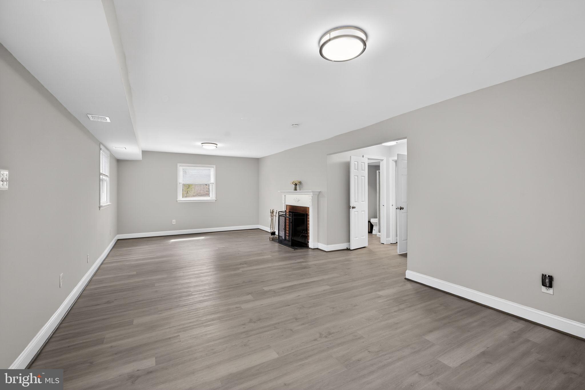 11907 Callow Terrace Laurel, MD 20708 - Photo 7 of 32