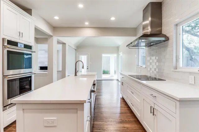 $8,995 | 7018 Northwood Road, Dallas, TX 75225