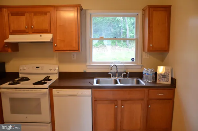 $1,250,000 | 2713 24th Road South, Arlington, VA 22206