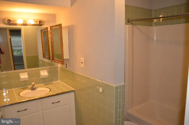 $1,250,000 | 2713 24th Road South, Arlington, VA 22206