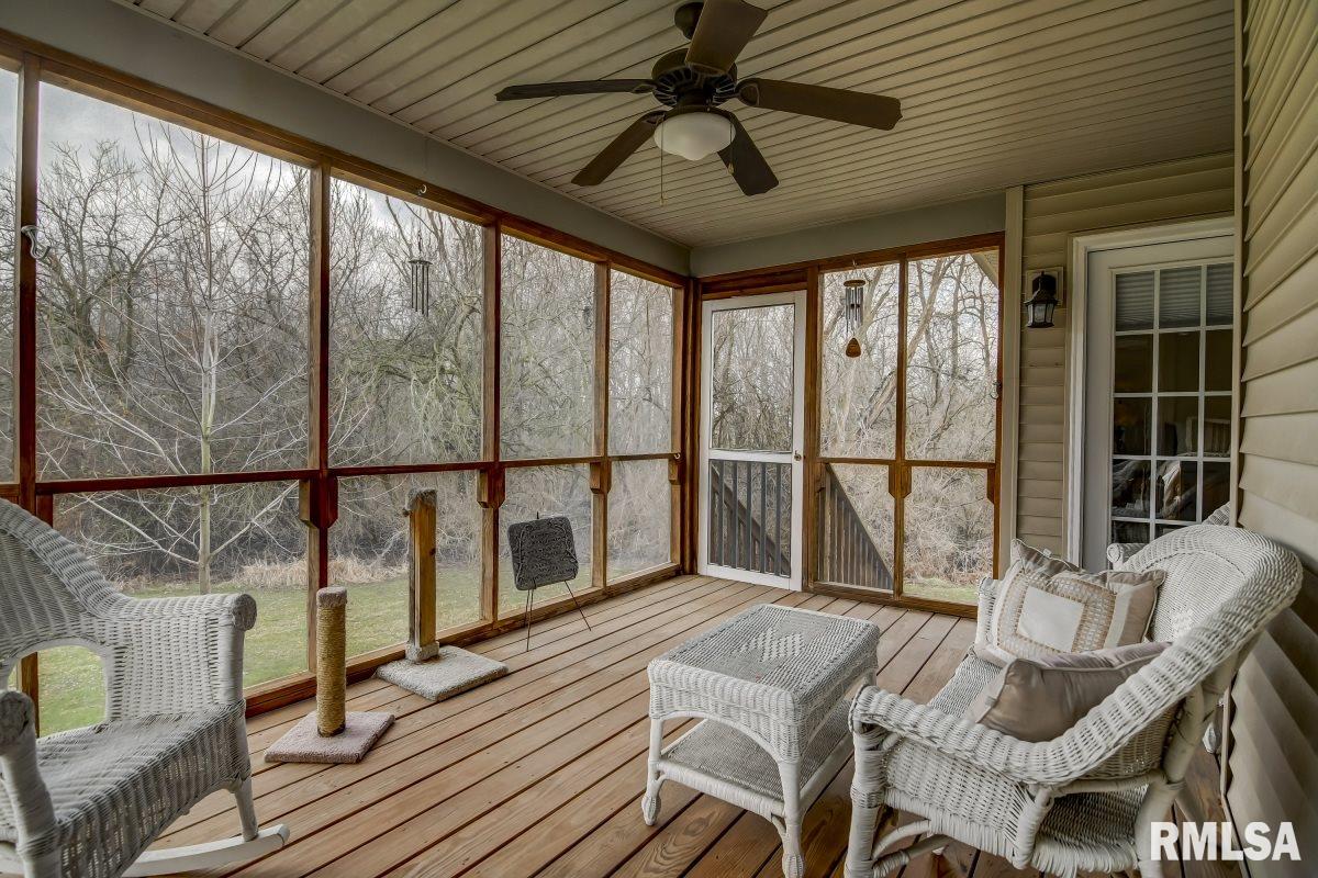 1042 Ravina Drive Chatham, IL 62629 - Photo 33 of 38 Gallery Image 33