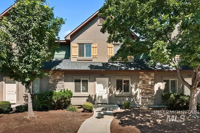 $425,000 | 5231 West Morris Hill Road, Boise, ID 83706
