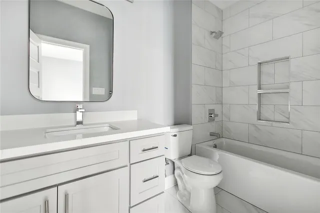 $2,250 | 9222 Edinburgh Street, Unit 9222, New Orleans, LA 70118