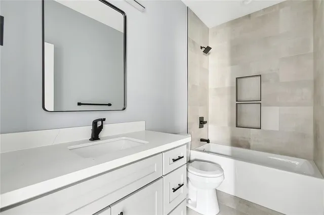 $2,250 | 9222 Edinburgh Street, Unit 9222, New Orleans, LA 70118