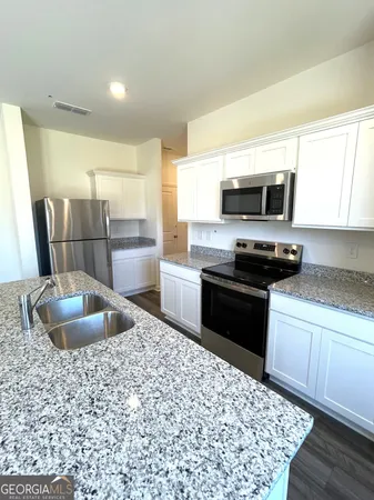 $2,250 | 24 Rowlett Place, Winder, GA 30680