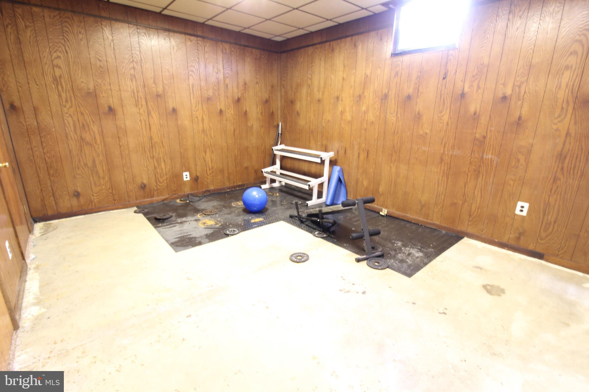 5 East Laurel Road Stratford, NJ 08084 - Photo 14 of 31