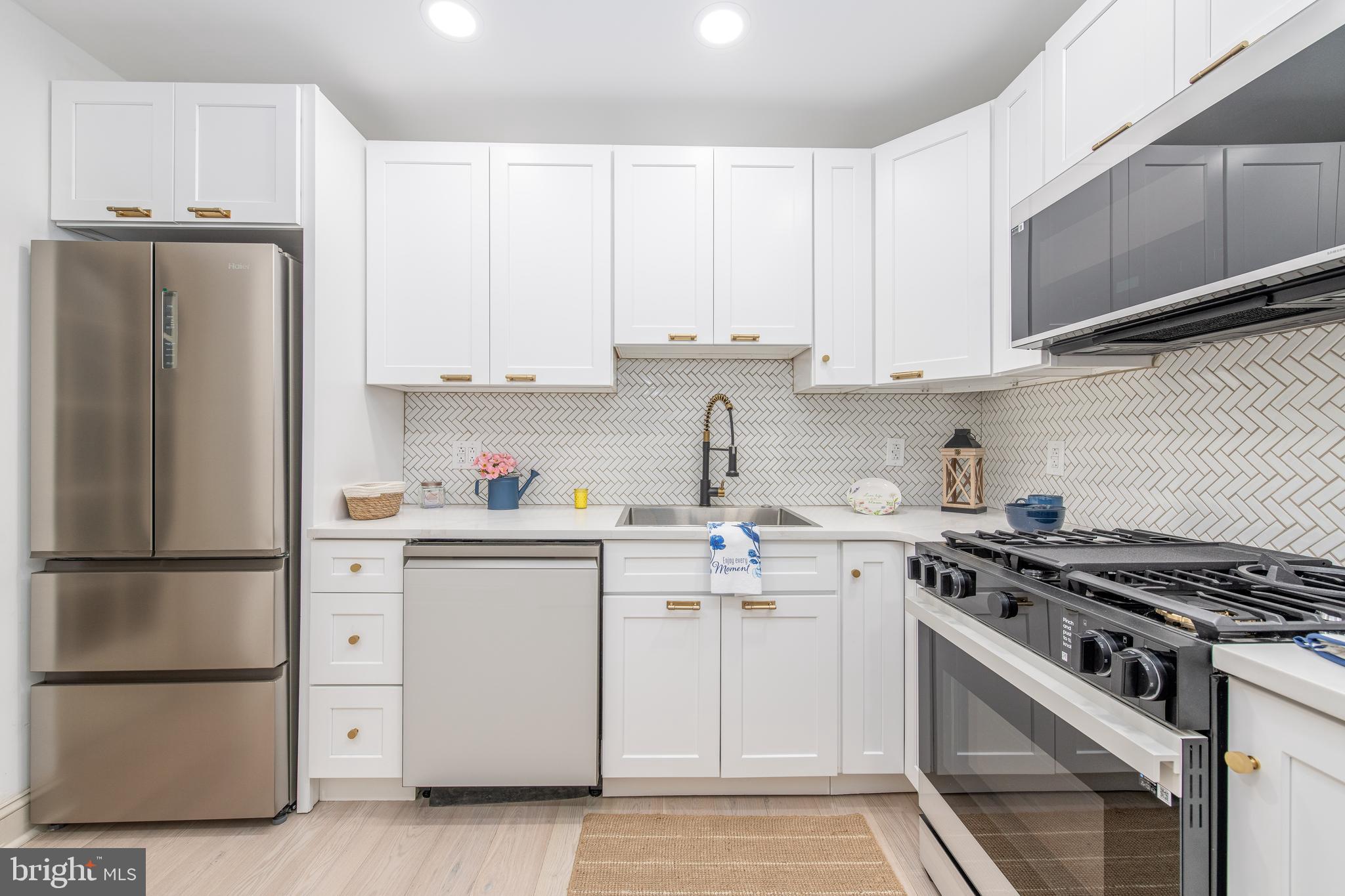 1117 Tree Street Philadelphia, PA 19148 - Photo 16 of 35 Gallery Image 16