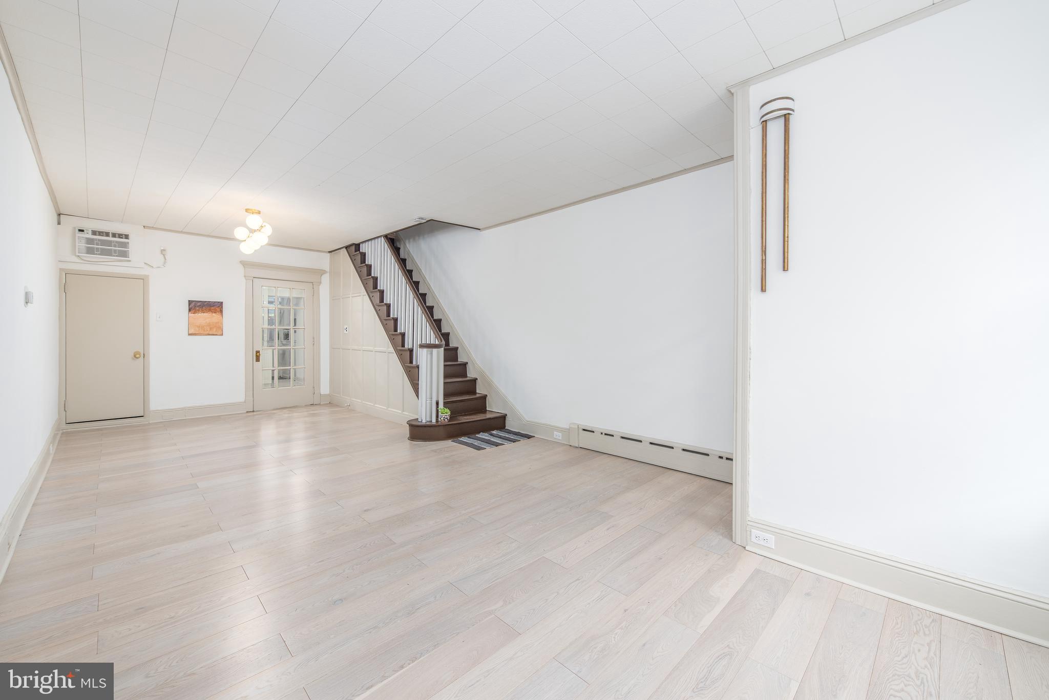 1117 Tree Street Philadelphia, PA 19148 - Photo 8 of 35 Gallery Image 8