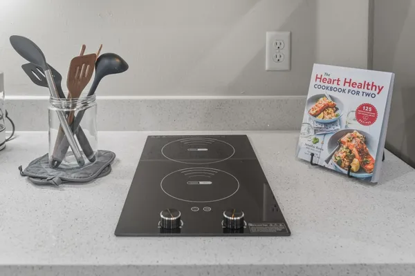 $1,395 | 4229 Elmwood Street, Unit B, Houston, TX 77051