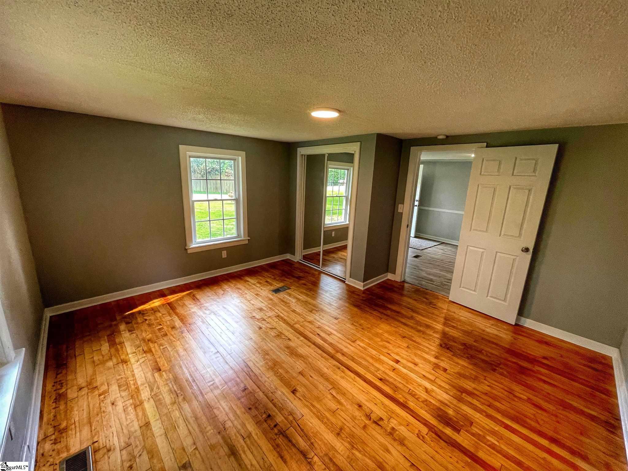 418 Tool Road Boiling Springs, SC 29316 - Photo 3 of 11 Gallery Image 3
