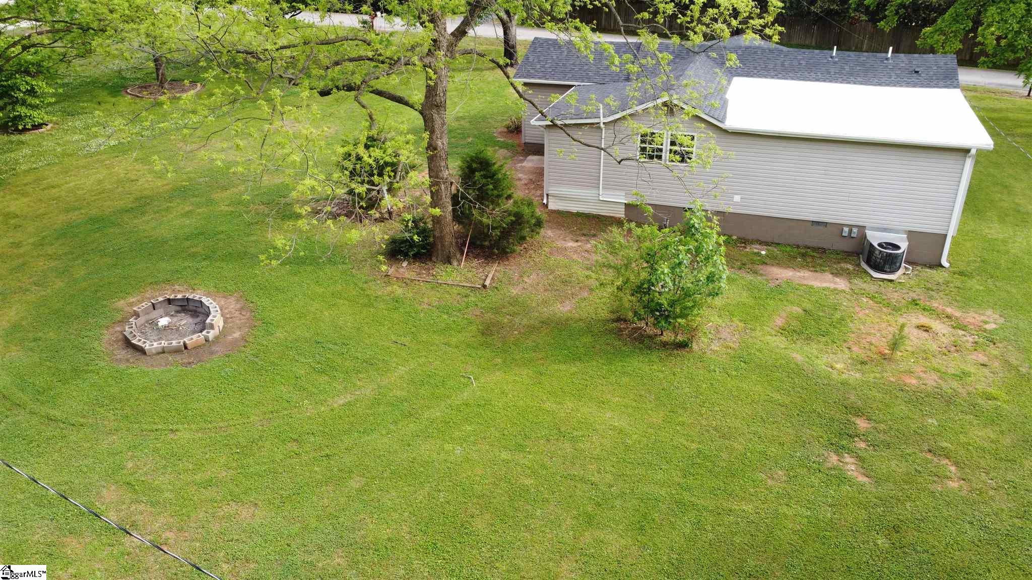 418 Tool Road Boiling Springs, SC 29316 - Photo 10 of 11 Gallery Image 10