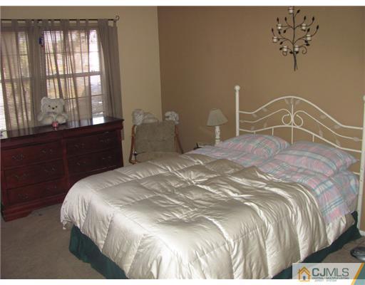 111 Orlando Street Edison, NJ 08817 - Photo 5 of 5