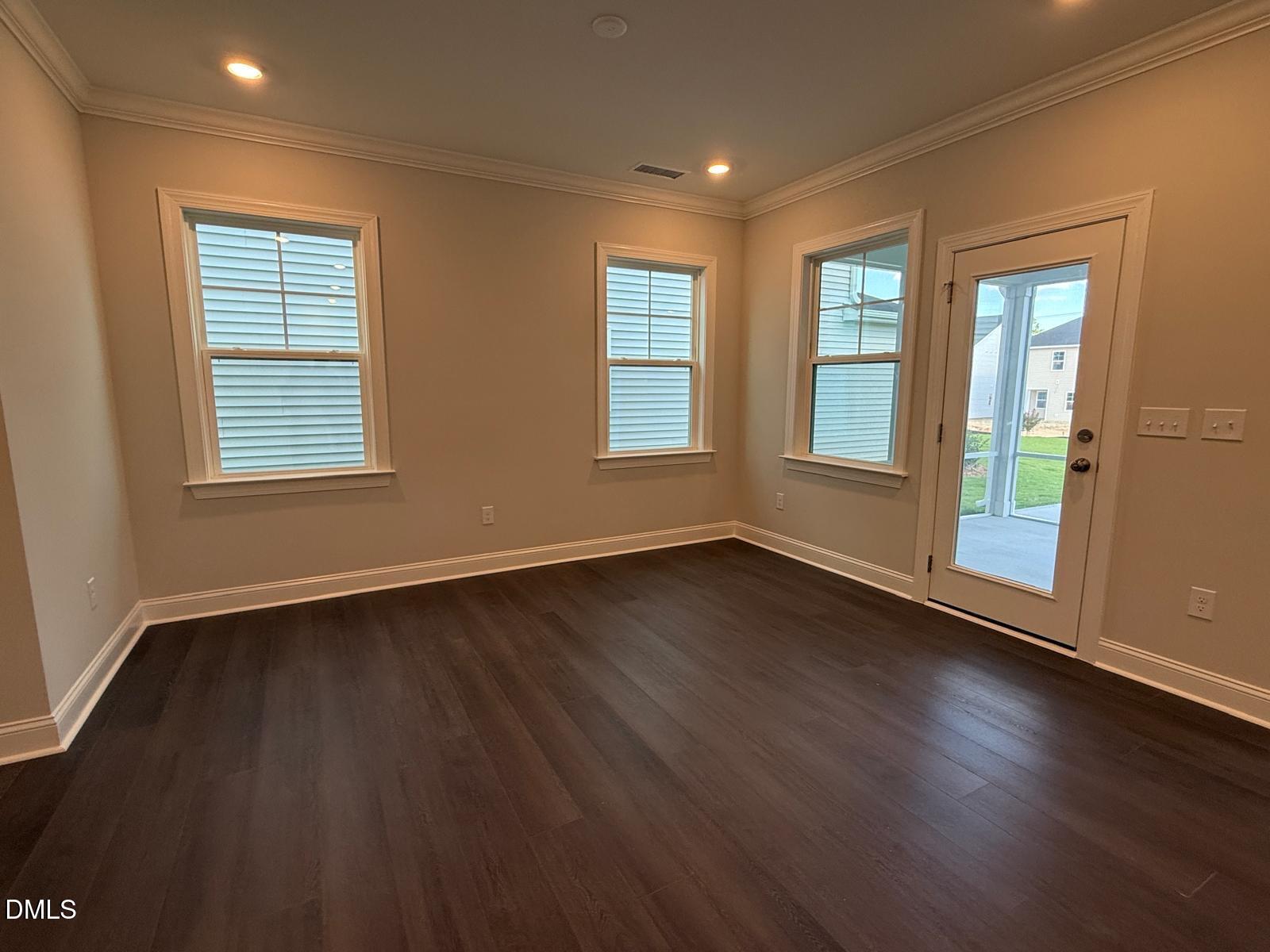 332 Canyon Gap Way Raleigh, NC 27610 - Photo 9 of 36 bf9d6370-3c7d-4295-bd67-9e99c33b46b6