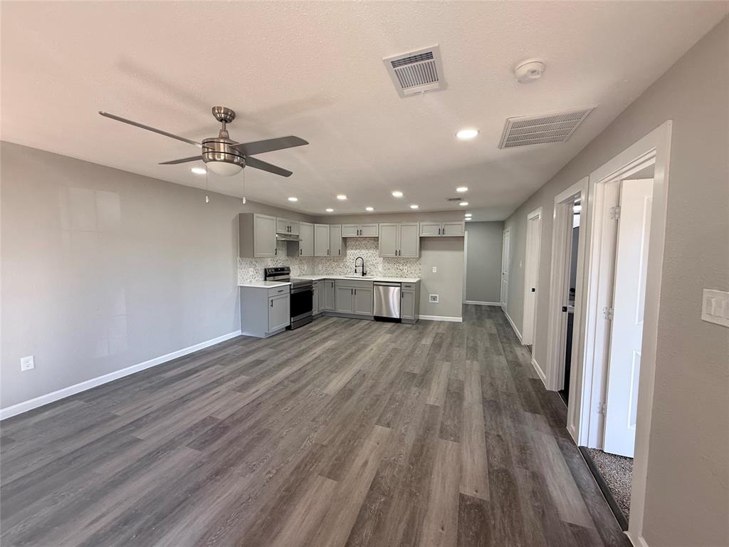 107 Gunter Street Wills Point, TX 75169 - Photo 7 of 22