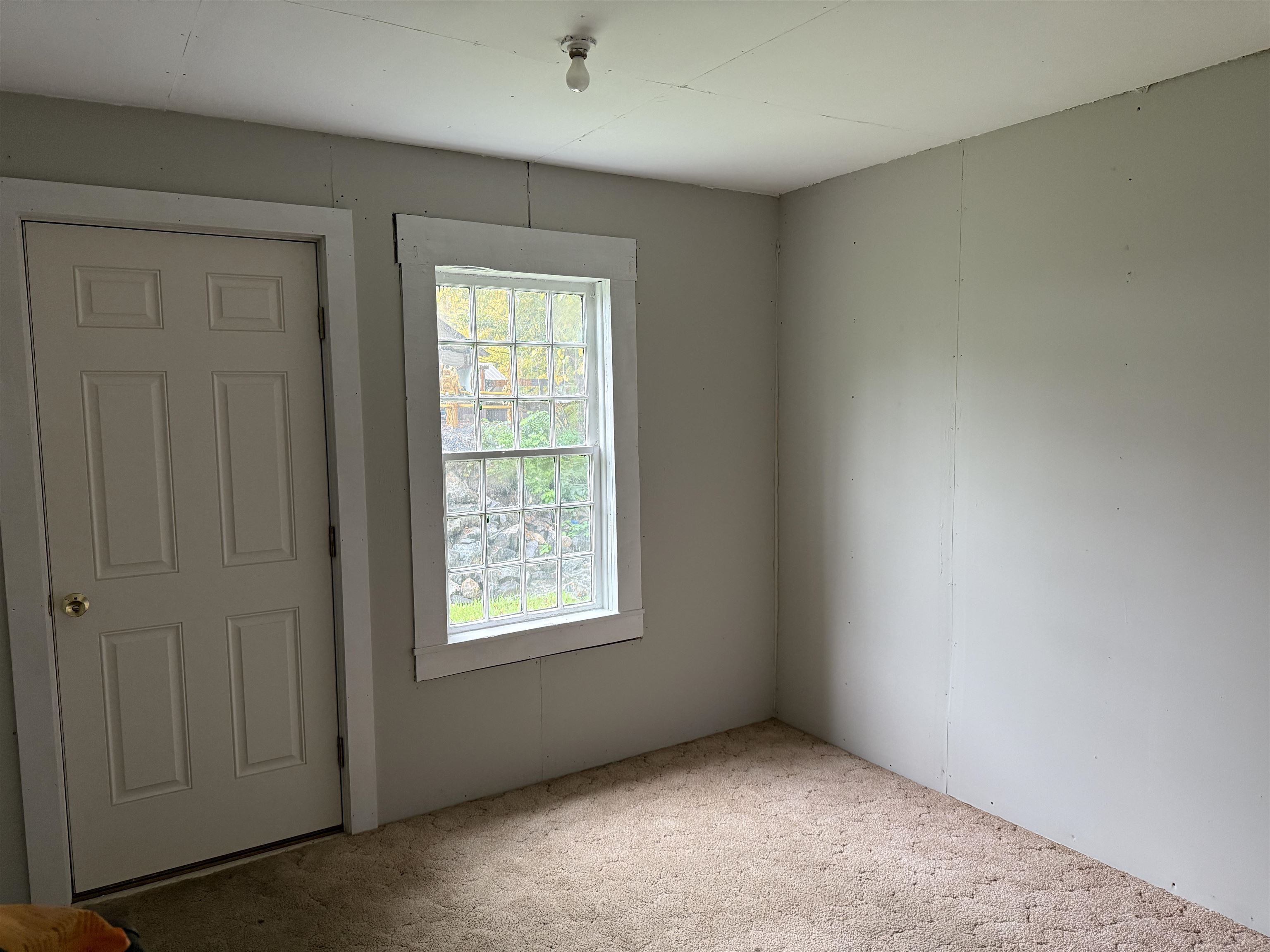 3 Chester Road Springfield, VT 05156 - Photo 22 of 48