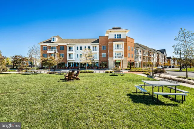 $550,000 | 475 Fairmont Drive, Unit 237, Chester Springs, PA 19425